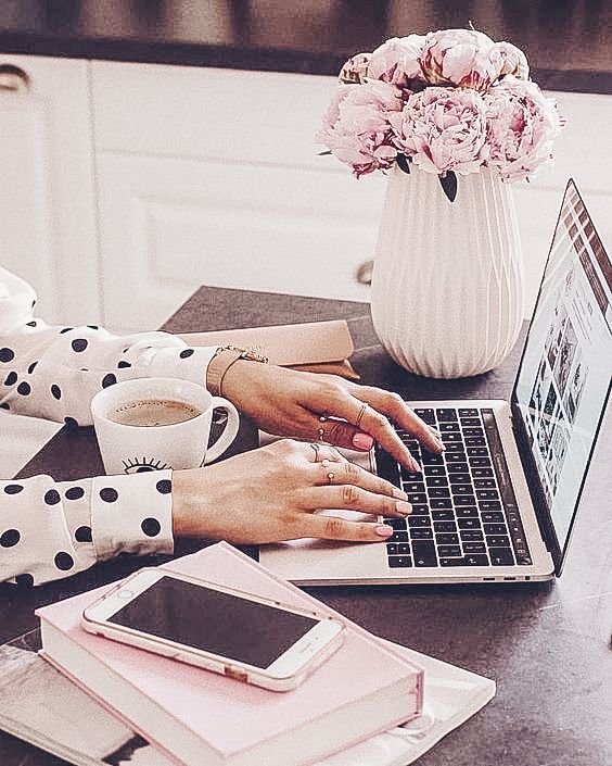 How Mums Are Growing Online